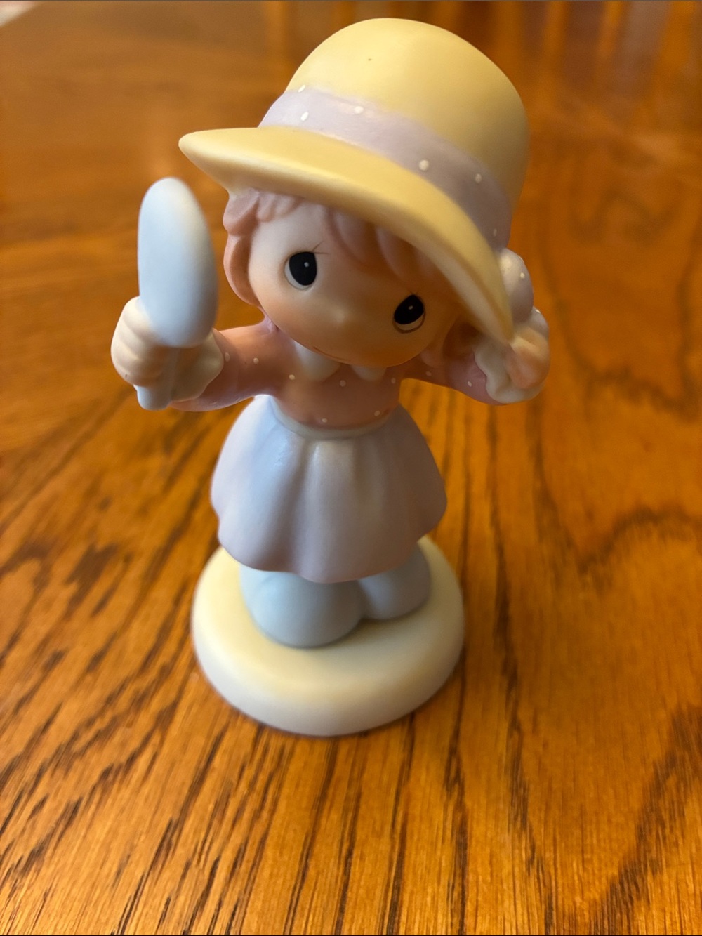 1999 Enesco Precious Moments figurine “I'm A Reflection Of Your Love” #730238